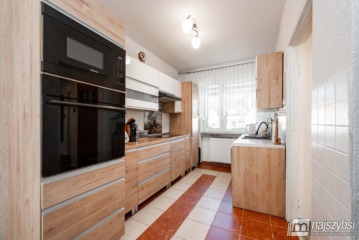 Płoty - przestronny dom w spokojnej części miasta! (11)