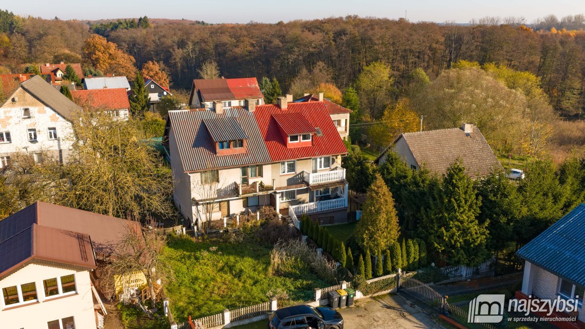 Płoty - przestronny dom w spokojnej części miasta! (3)