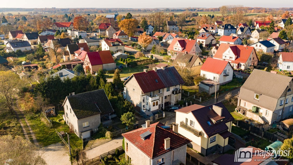 Płoty - przestronny dom w spokojnej części miasta! (5)