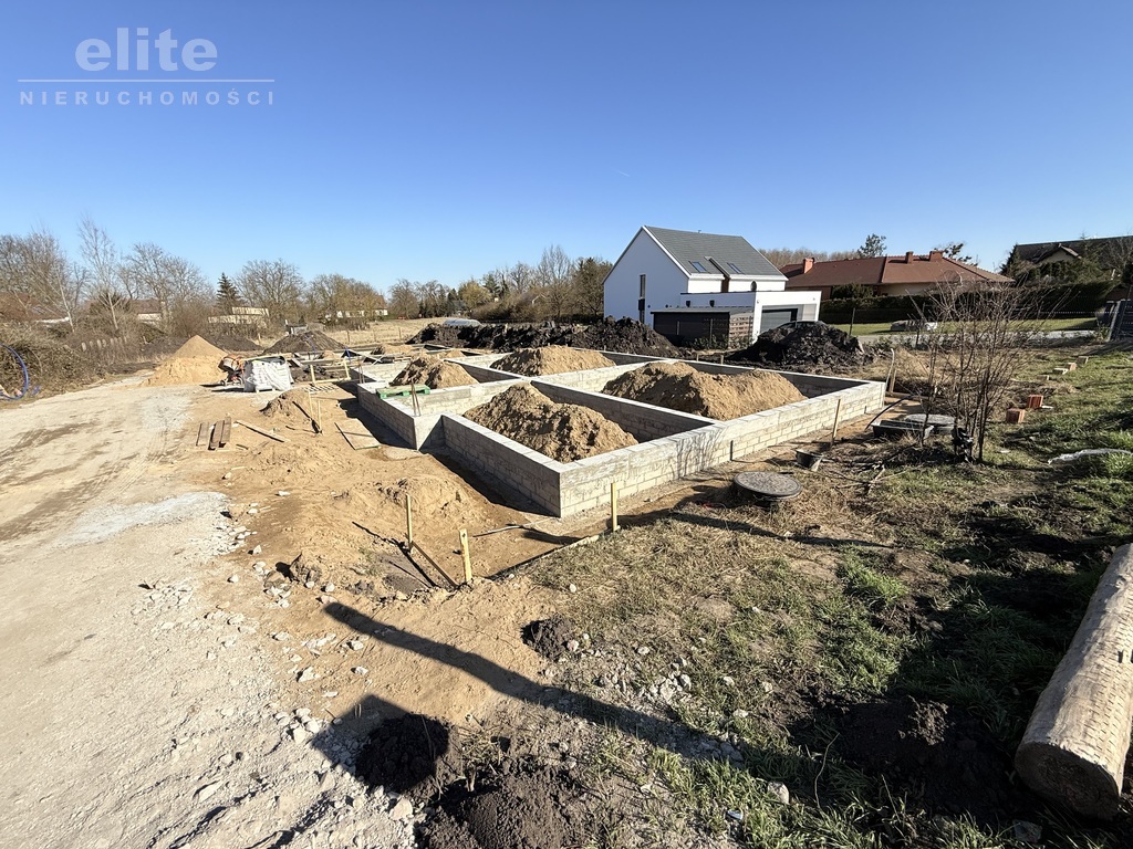 Bliźniak 5 lub 6 pokoi pompa ciepła (12)