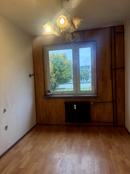 2 POKOJE PARTER DUŻY BALKON (4)