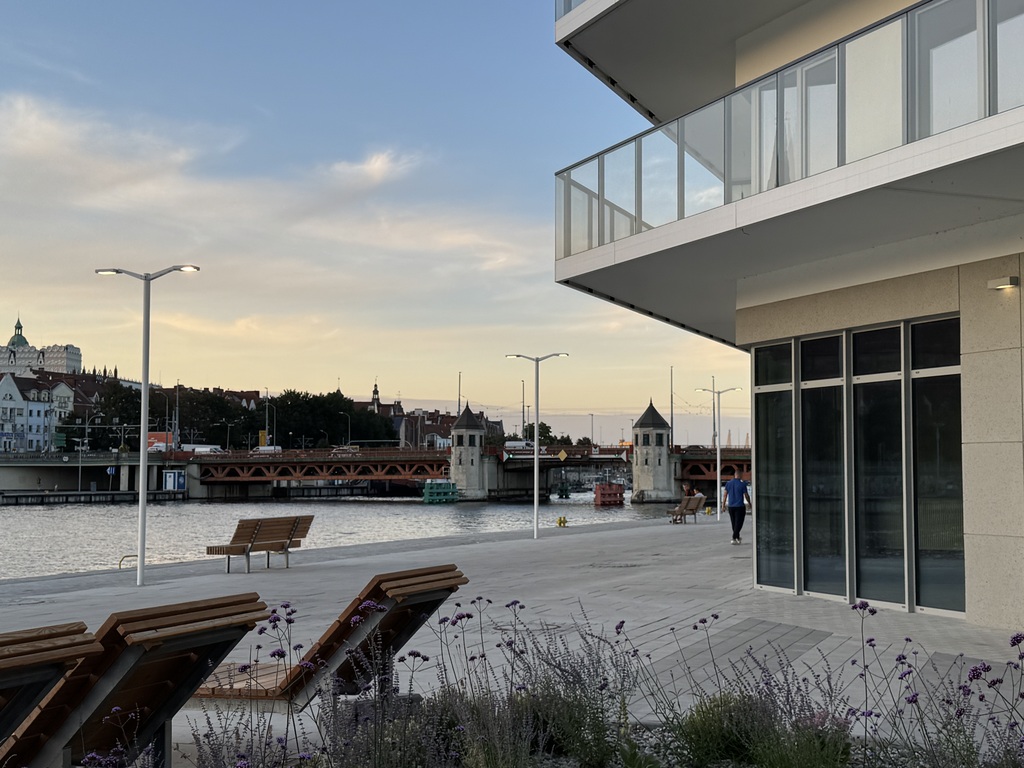 2 pokoje z widokiem na Odrę (3)