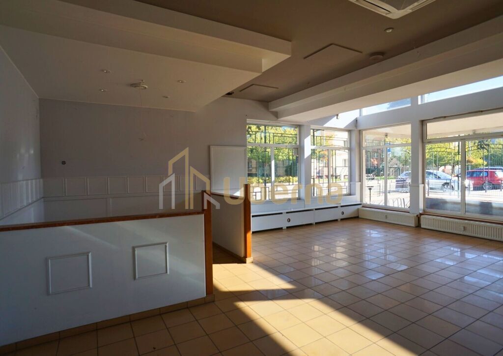 Duży lokal z witrynami z poziomu Goleniów Centrum (11)