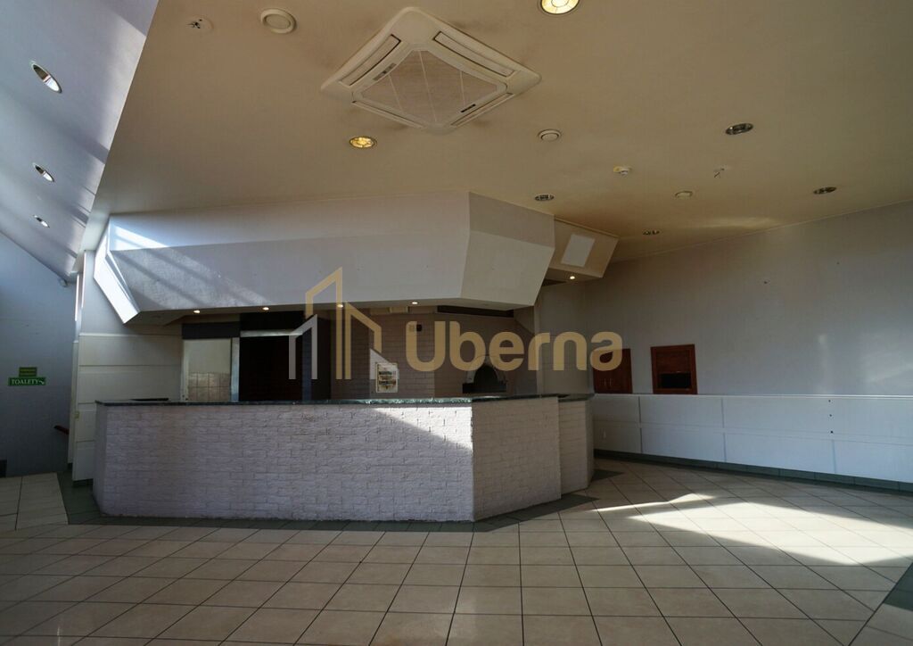 Duży lokal z witrynami z poziomu Goleniów Centrum (15)