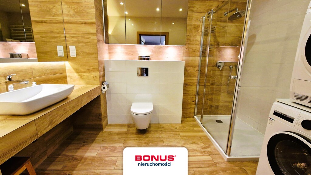 3 pokoje z balkonem + 2 miejsca w garażowcu (7)