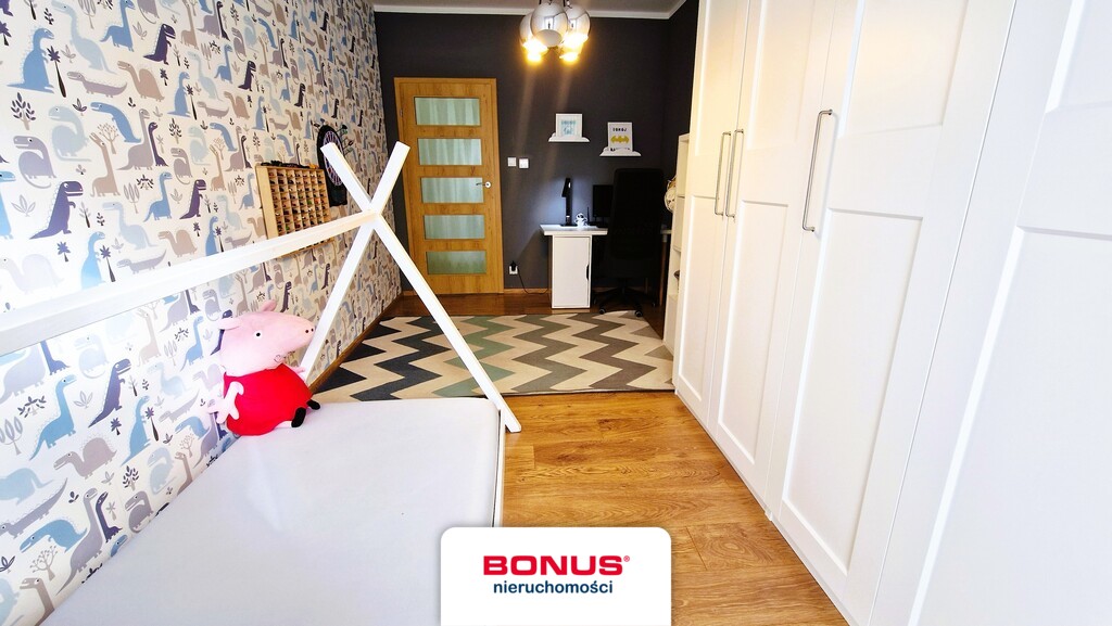 3 pokoje z balkonem + 2 miejsca w garażowcu (9)