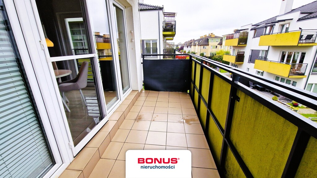 3 pokoje z balkonem + 2 miejsca w garażowcu (12)