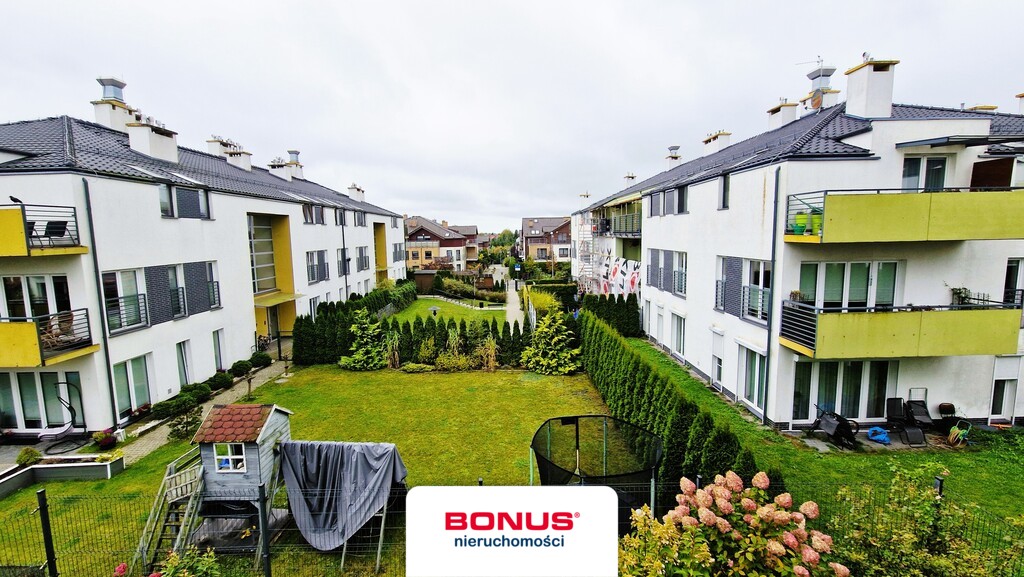 3 pokoje z balkonem + 2 miejsca w garażowcu (13)