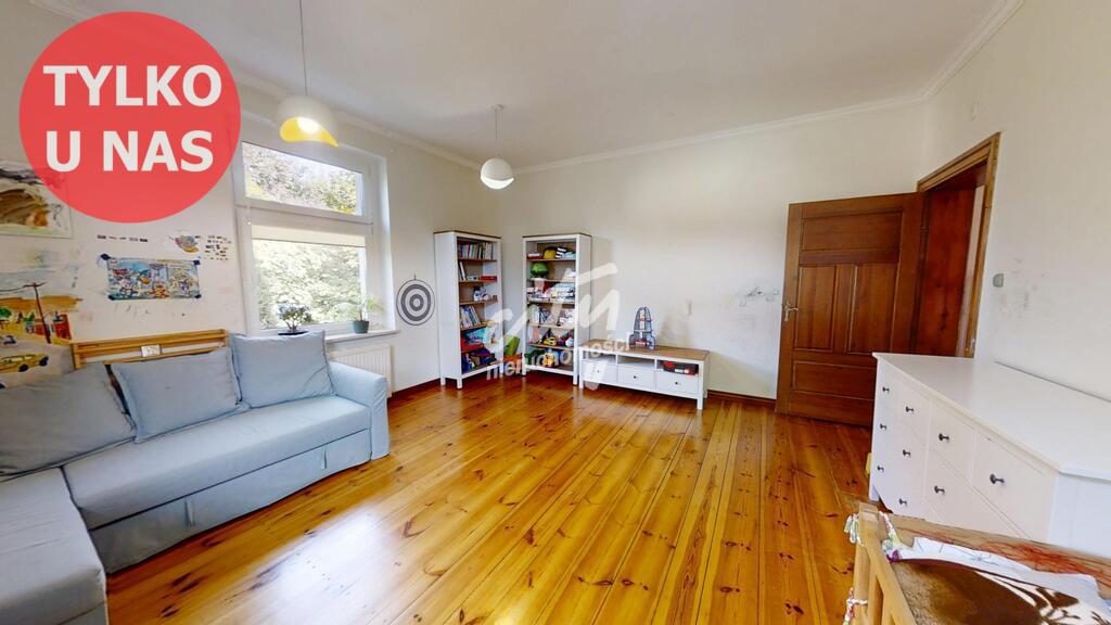 4 pokoje z ogrodem 300m2 i garażem (16)