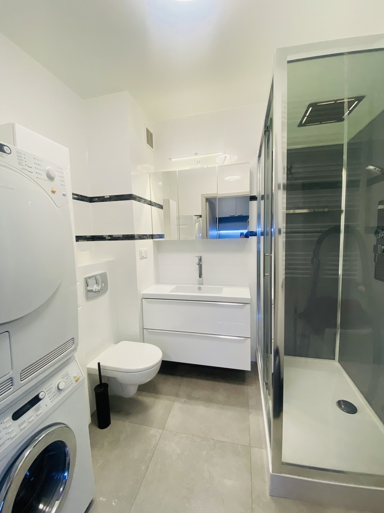 Kawalerka do wynajęcia z ogródkiem (8)