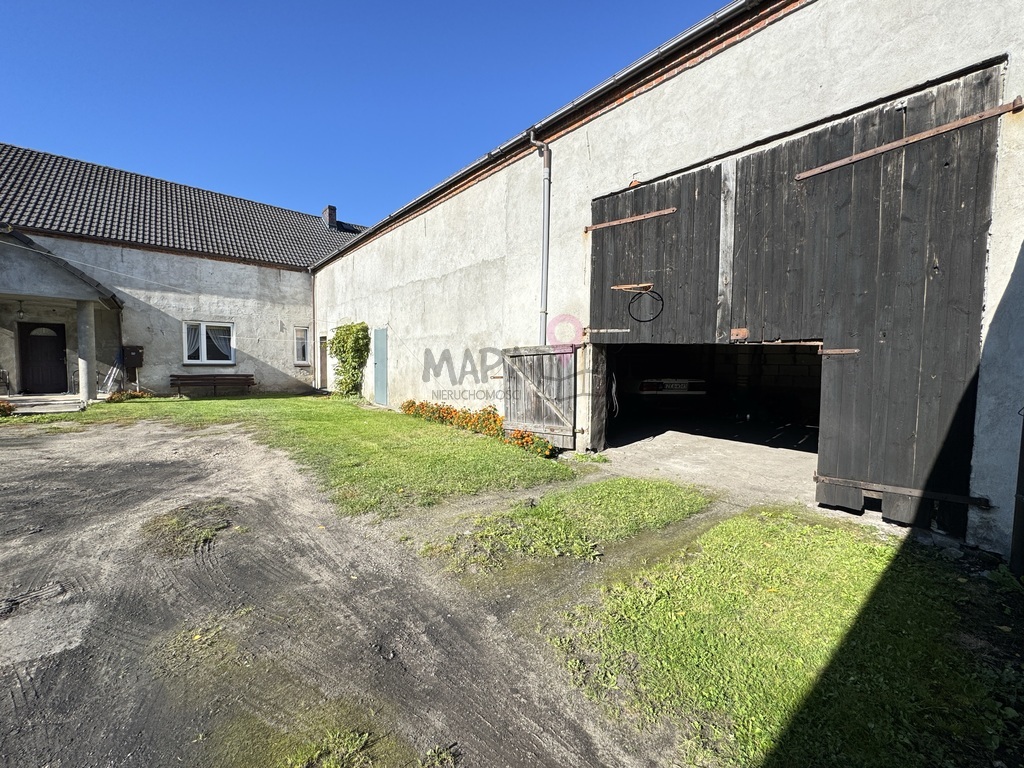 Golczewo - dom z budynkiem gospodarczym i garażem (2)