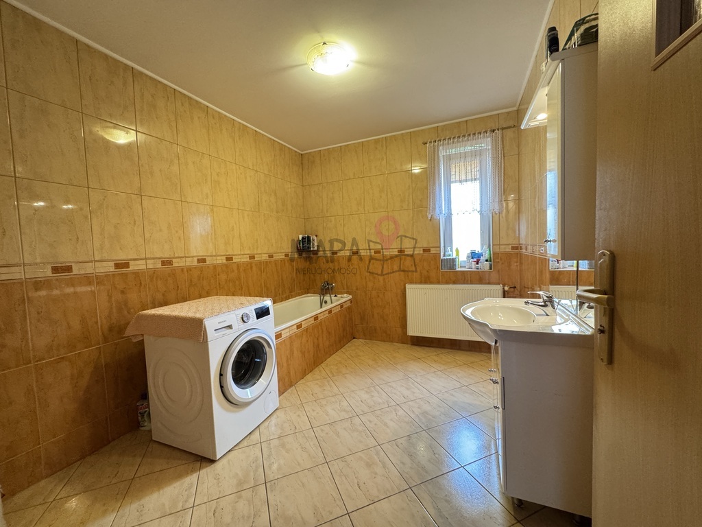 Golczewo - dom z budynkiem gospodarczym i garażem (15)