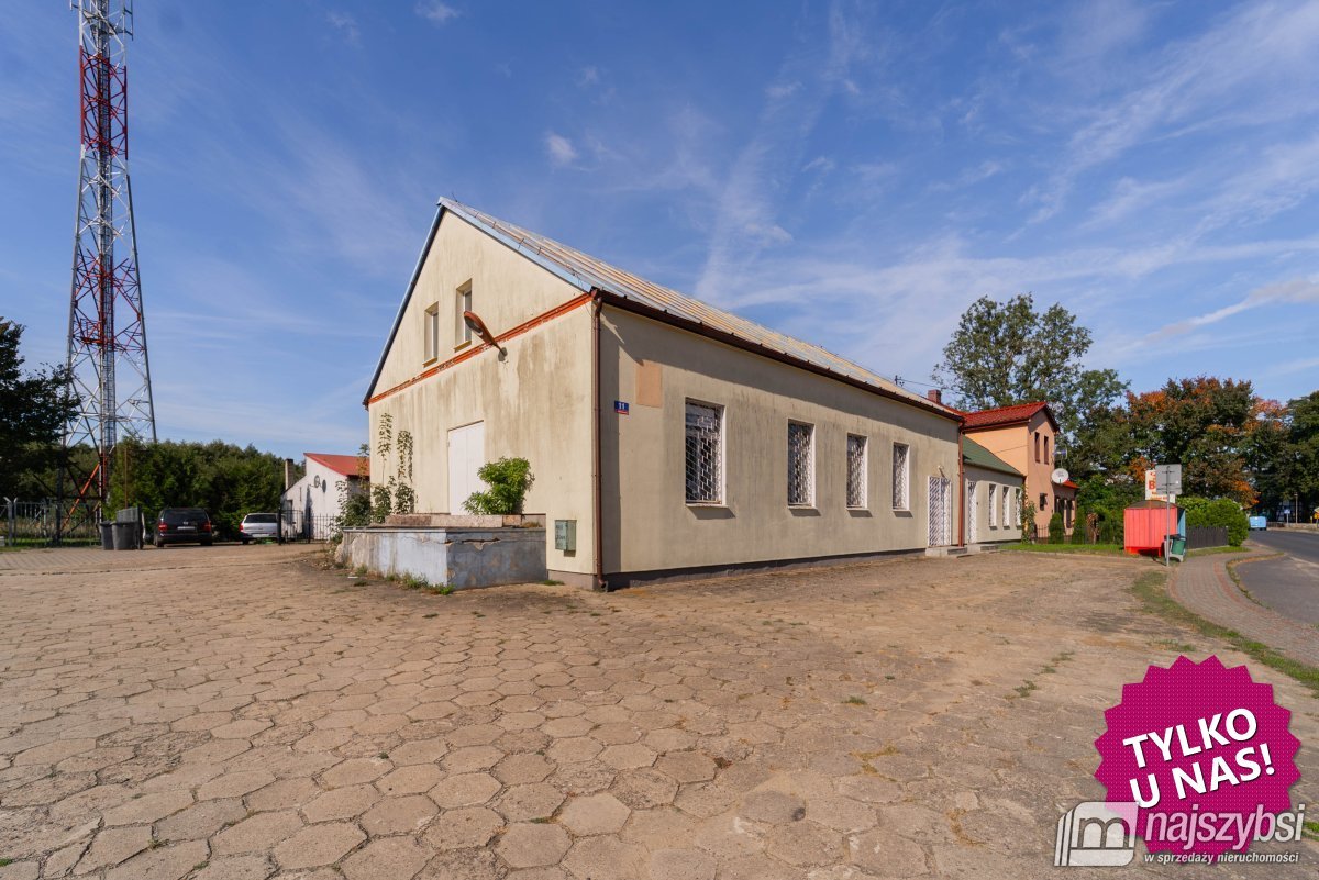 Goleniów/Miękowo - budynek magazynowy przy trasie  (1)