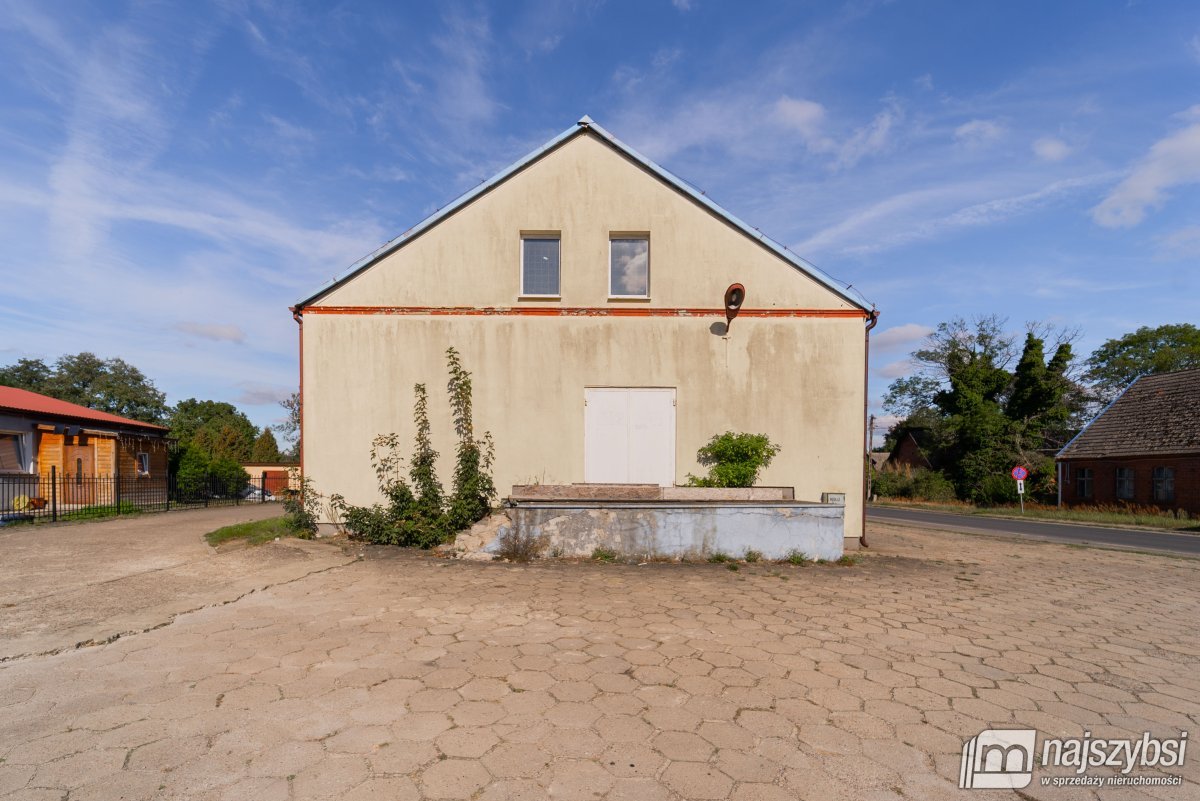 Goleniów/Miękowo - budynek magazynowy przy trasie  (24)