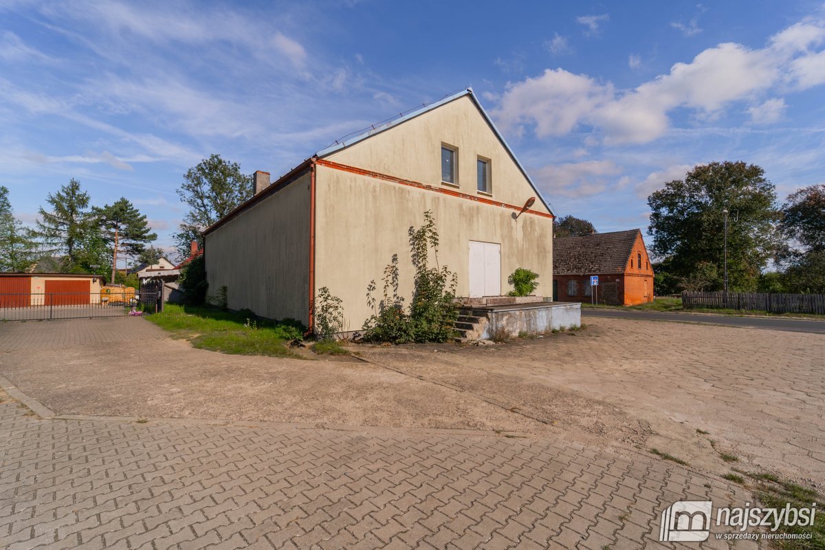 Goleniów/Miękowo - budynek magazynowy przy trasie  (4)