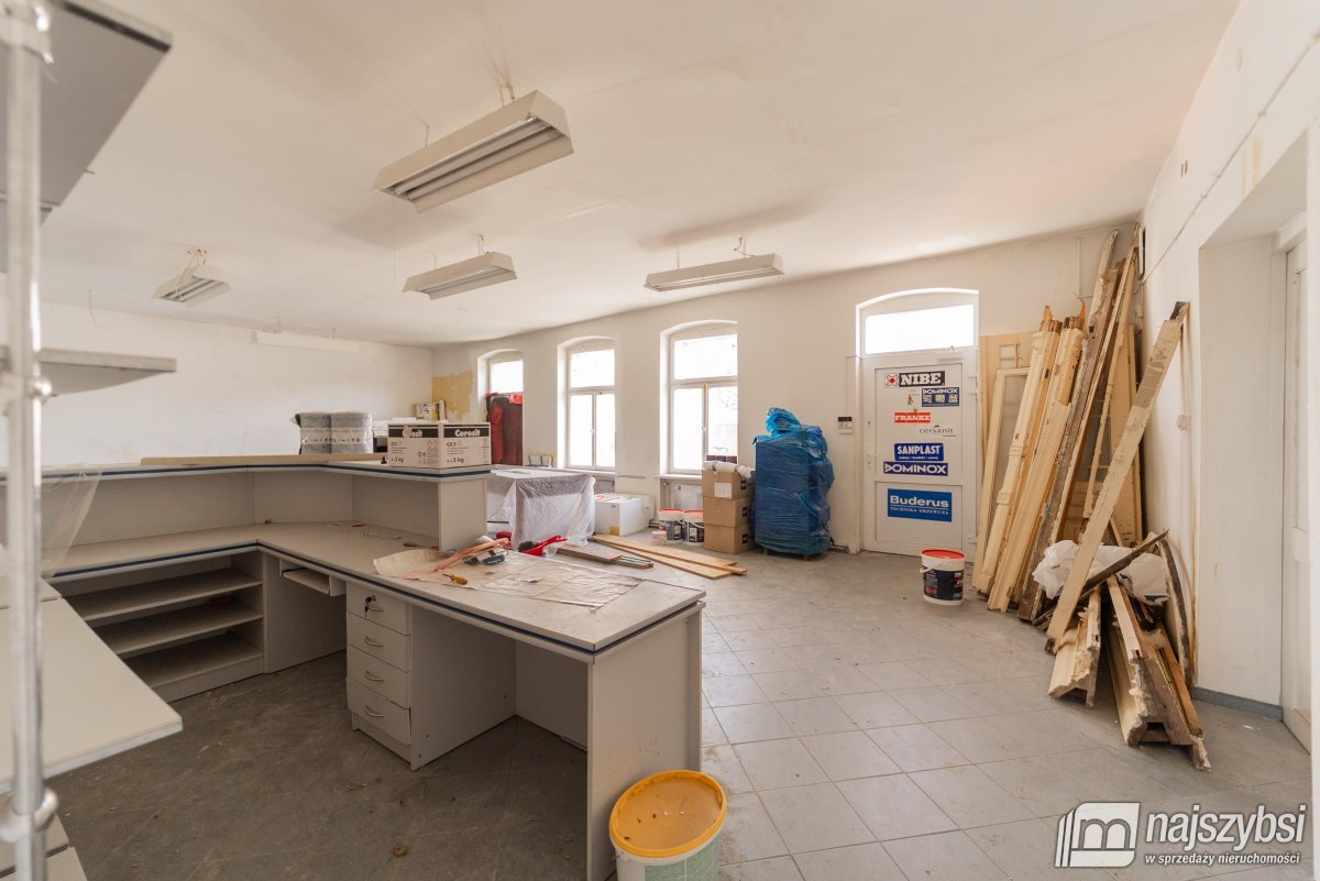 Goleniów/Miękowo - budynek magazynowy przy trasie  (8)