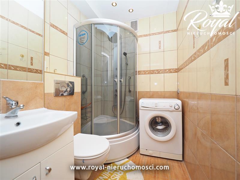 2 pokoje na 1 piętrze koło Emki - loggia ! (10)