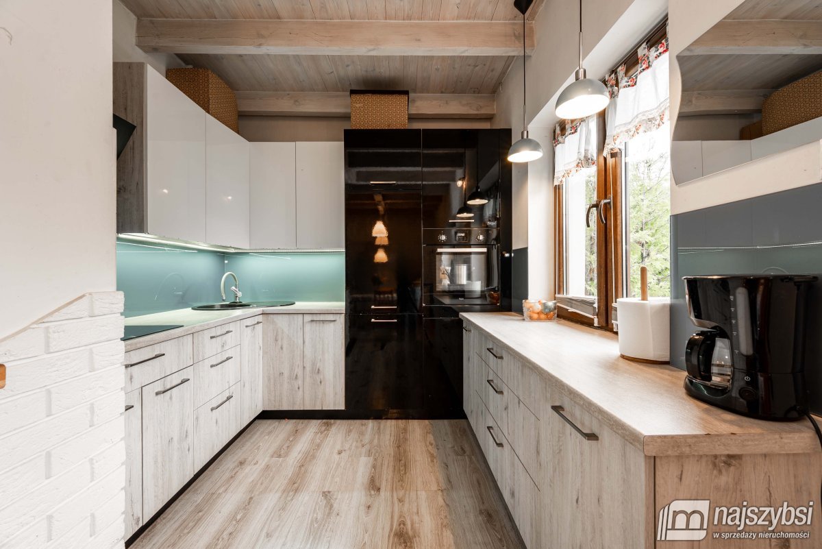 Rydzewo - dom na skraju wsi ze stawem (13)