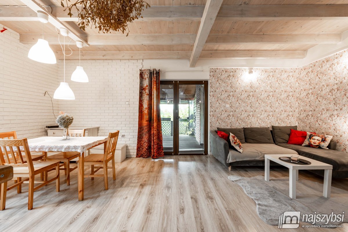 Rydzewo - dom na skraju wsi ze stawem (15)