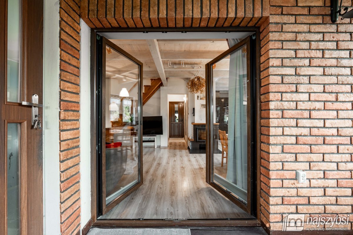 Rydzewo - dom na skraju wsi ze stawem (16)