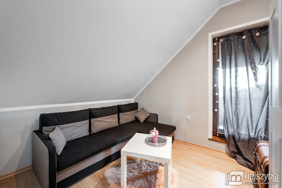 Rydzewo - dom na skraju wsi ze stawem (21)