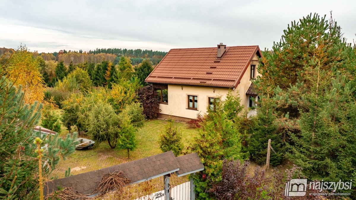 Rydzewo - dom na skraju wsi ze stawem (3)