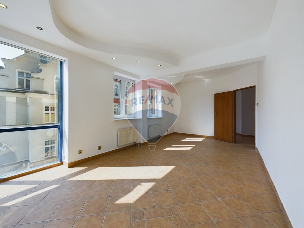 Budynek mieszkalno-usługowy w centrum Szczecinka! (7)