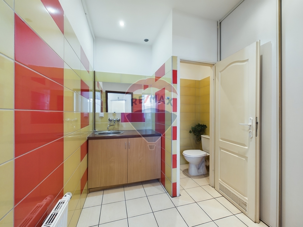 Budynek mieszkalno-usługowy w centrum Szczecinka! (15)