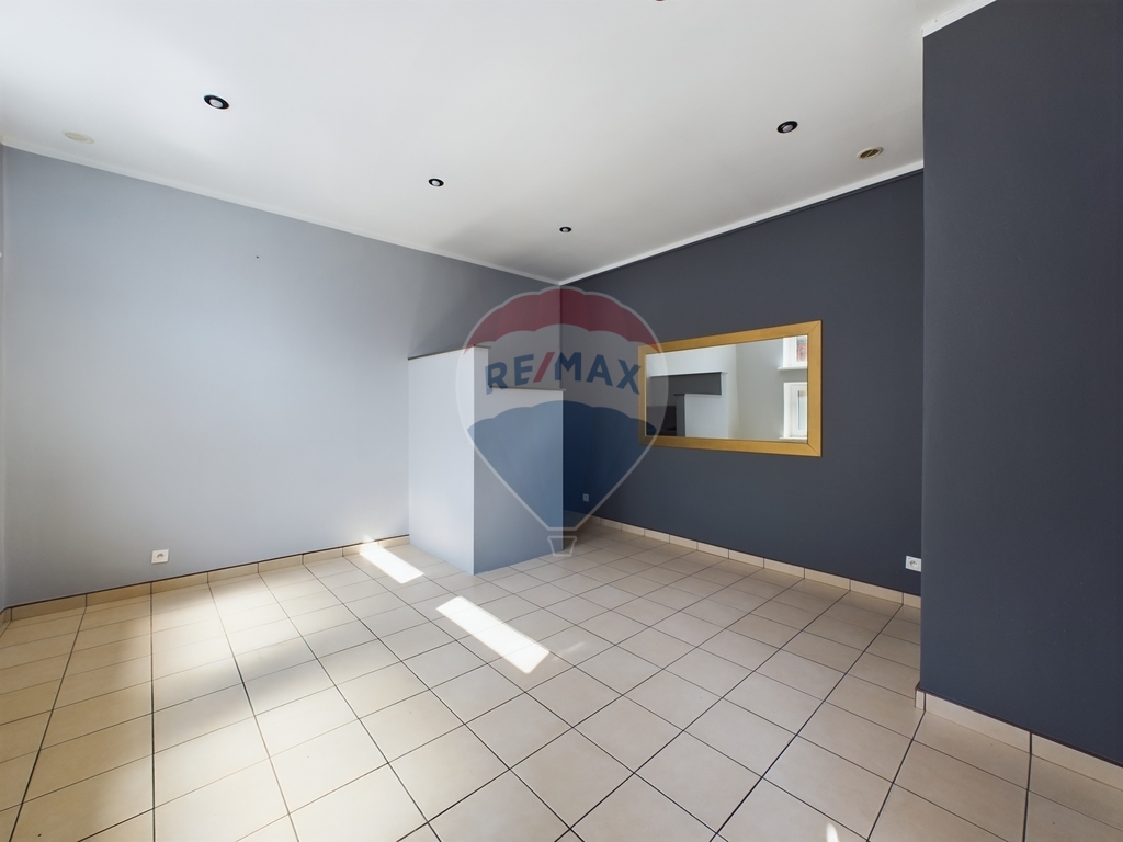 Budynek mieszkalno-usługowy w centrum Szczecinka! (17)