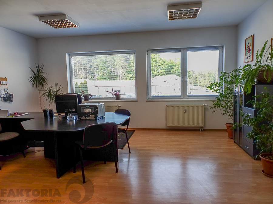 Prawobrzeże lokal biurowy 112 m2, 3136 zł+VAT (1)