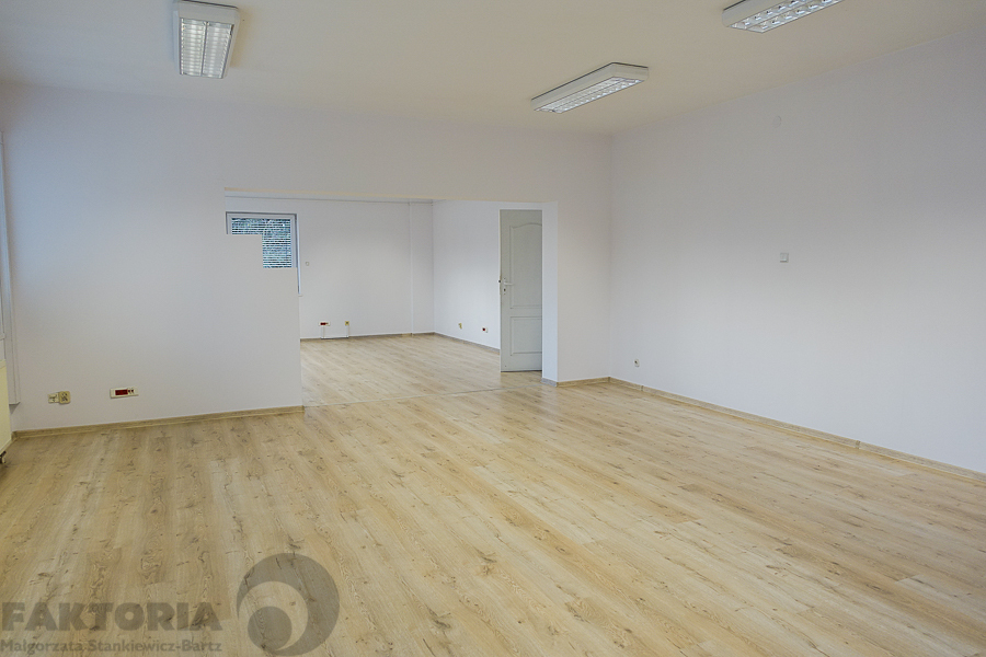 Prawobrzeże lokal biurowy 112 m2, 3136 zł+VAT (8)