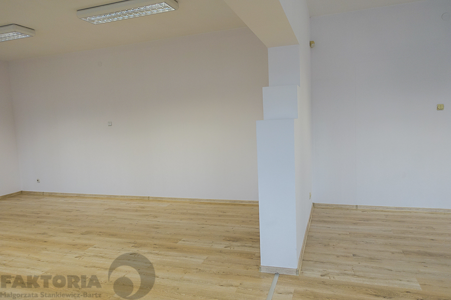 Prawobrzeże lokal biurowy 112 m2, 3136 zł+VAT (9)