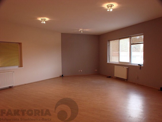 Prawobrzeże lokal biurowy 112 m2, 3136 zł+VAT (25)