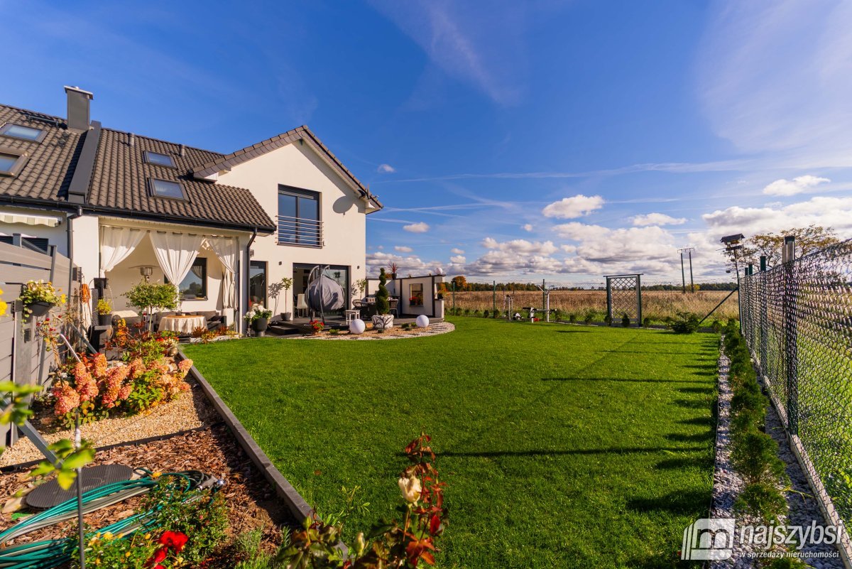 Wrzosowo - pół domu w zabudowie bliźniaczej 2024r
 (1)