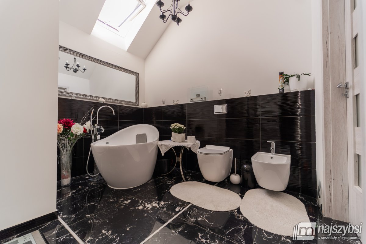 Wrzosowo - pół domu w zabudowie bliźniaczej 2024r
 (16)