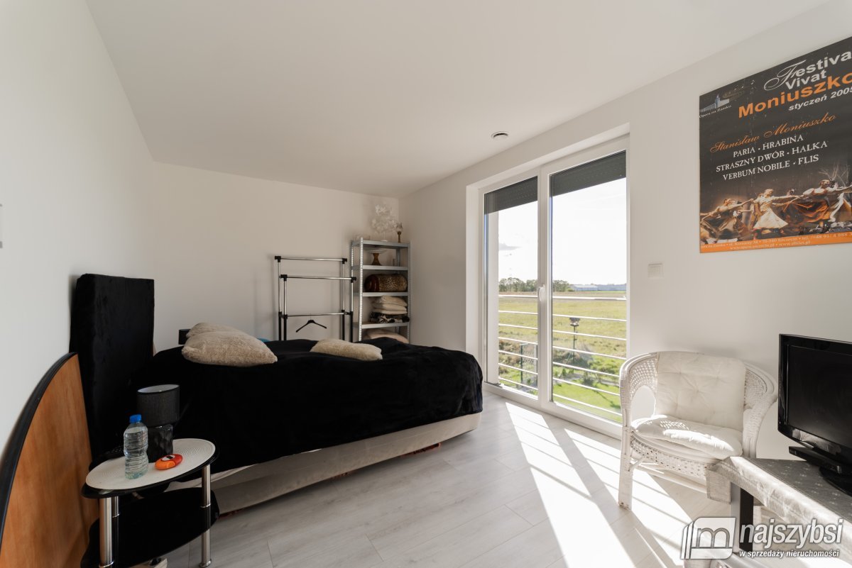 Wrzosowo - pół domu w zabudowie bliźniaczej 2024r
 (20)