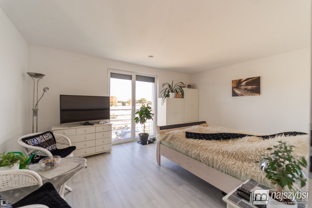 Wrzosowo - pół domu w zabudowie bliźniaczej 2024r
 (24)