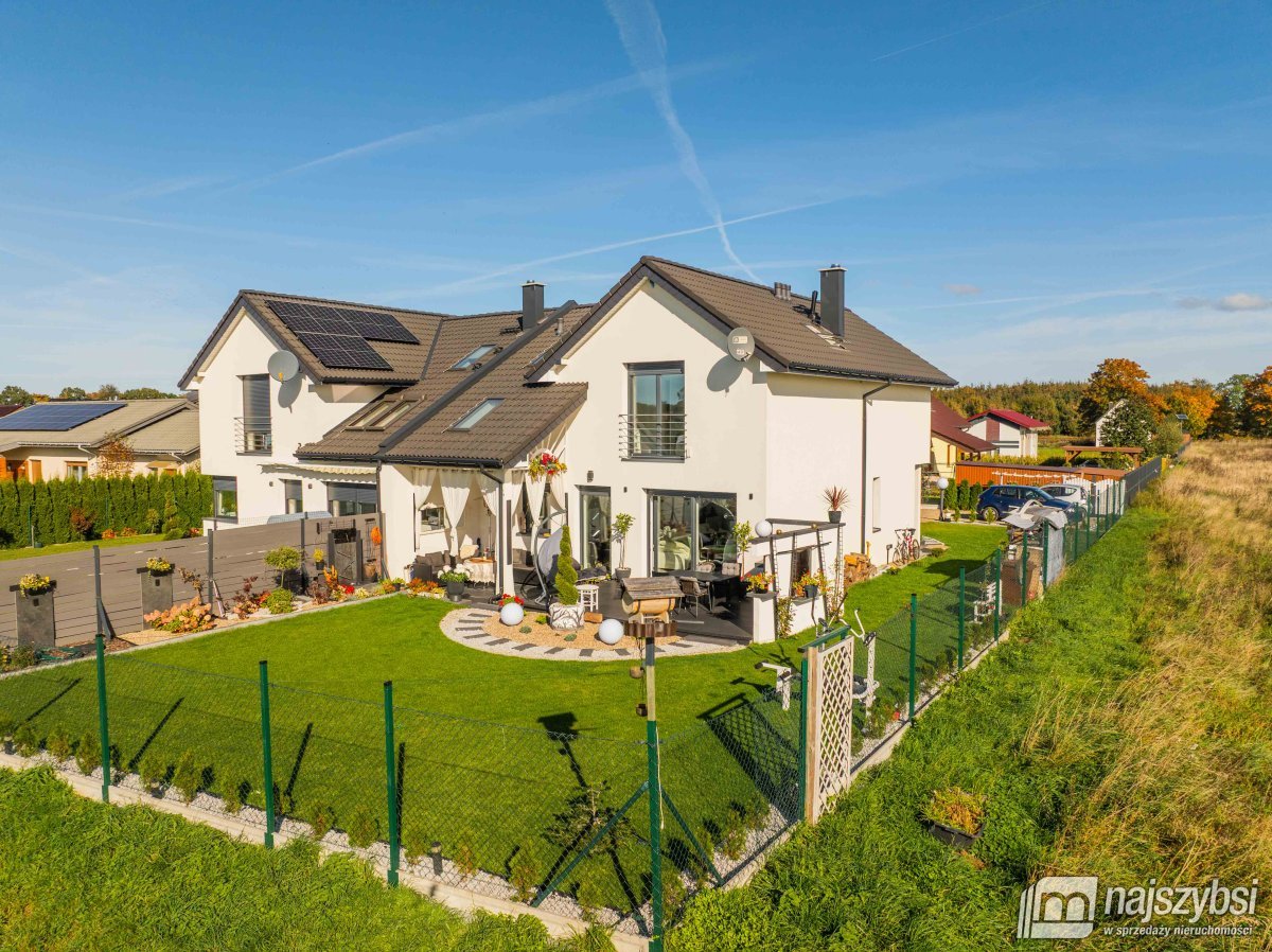 Wrzosowo - pół domu w zabudowie bliźniaczej 2024r
 (30)