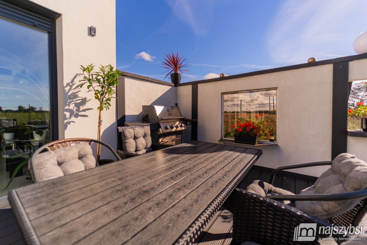 Wrzosowo - pół domu w zabudowie bliźniaczej 2024r
 (31)