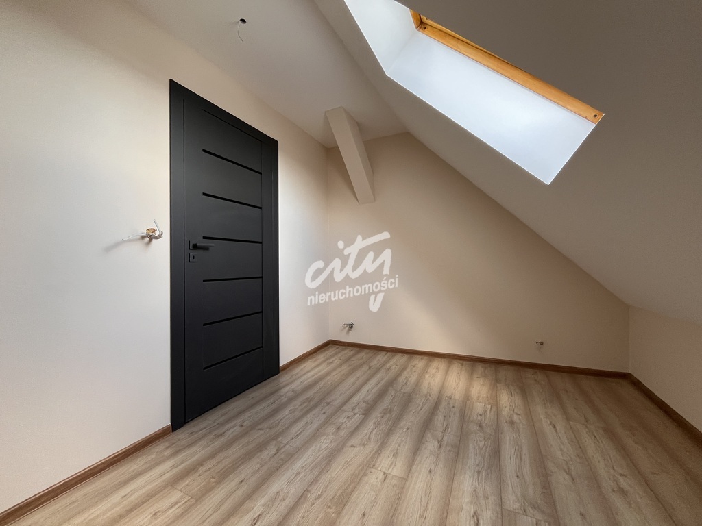 Załom - dom na wynajem dla pracowników! (4)