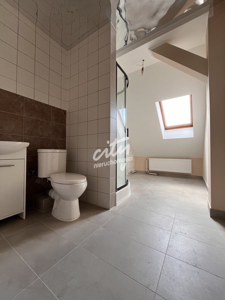 Załom - dom na wynajem dla pracowników! (16)