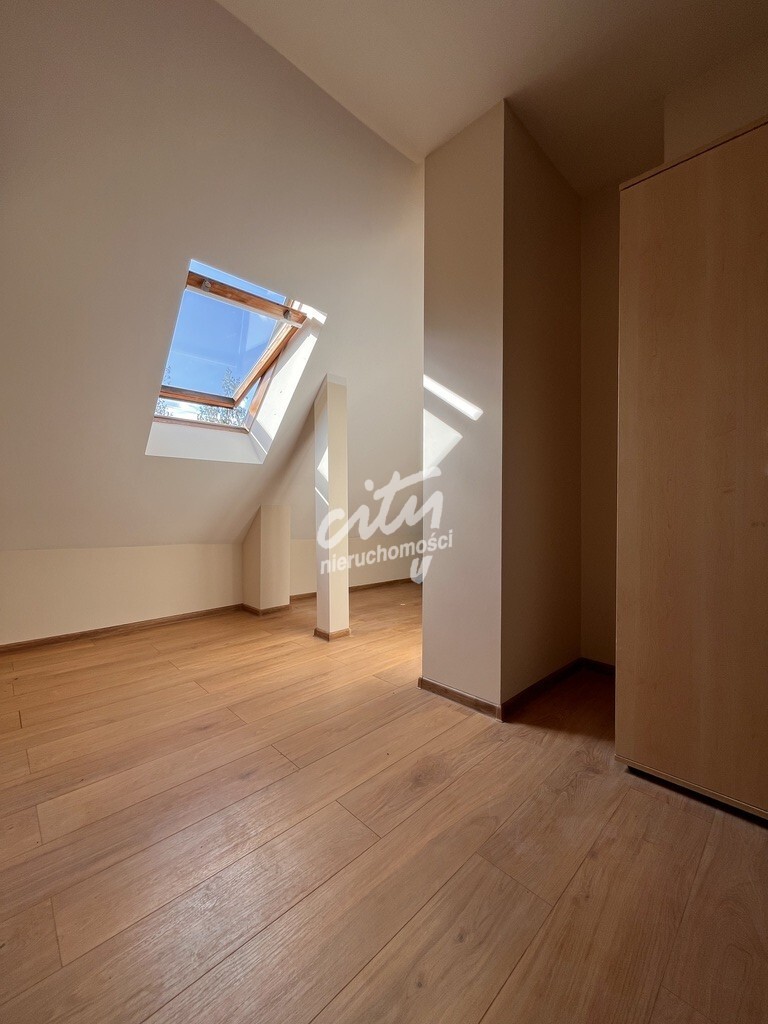 Załom - dom na wynajem dla pracowników! (8)