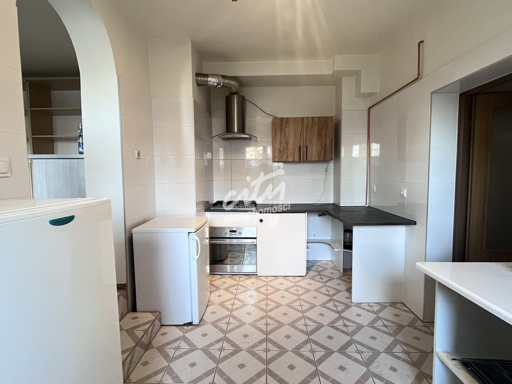 Załom - dom na wynajem dla pracowników! (3)