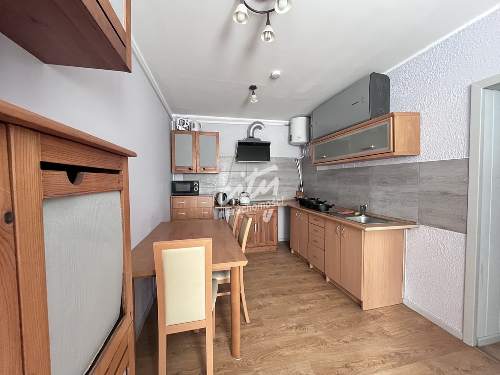 Załom - dom na wynajem dla pracowników! (1)