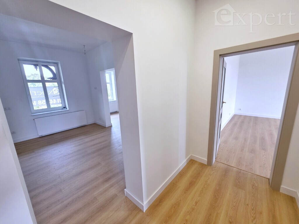 Nowoczesne 3 pokojowe mieszkanie, 1 piętro. Garaż (12)