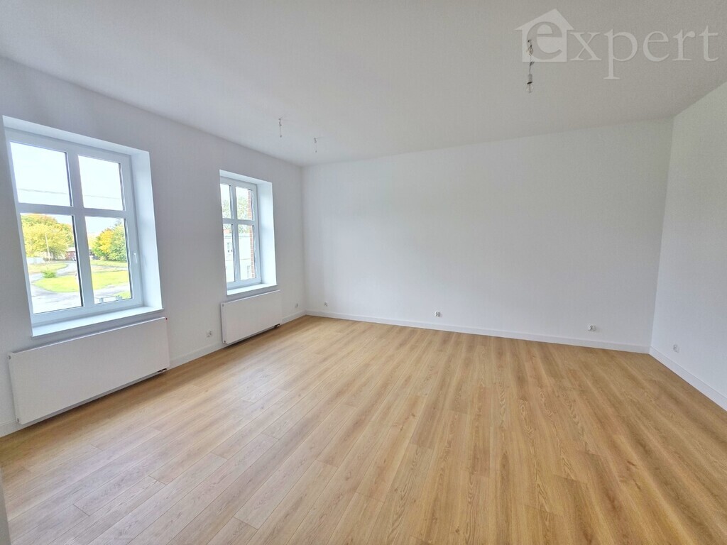 Nowoczesne 3 pokojowe mieszkanie, 1 piętro. Garaż (18)