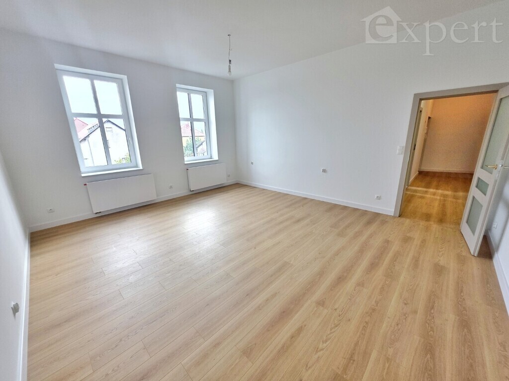 Nowoczesne 3 pokojowe mieszkanie, 1 piętro. Garaż (9)