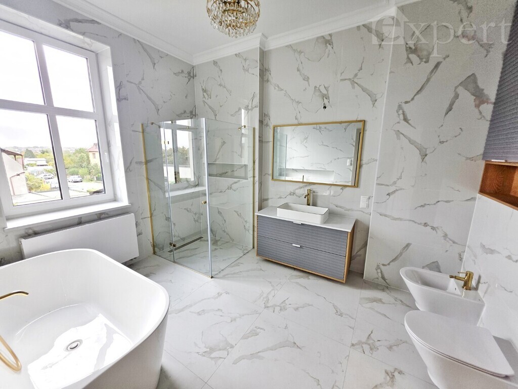 Nowoczesne 3 pokojowe mieszkanie, 1 piętro. Garaż (6)