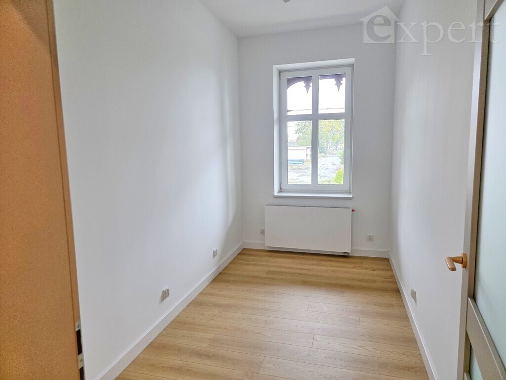 Nowoczesne 3 pokojowe mieszkanie, 1 piętro. Garaż (10)