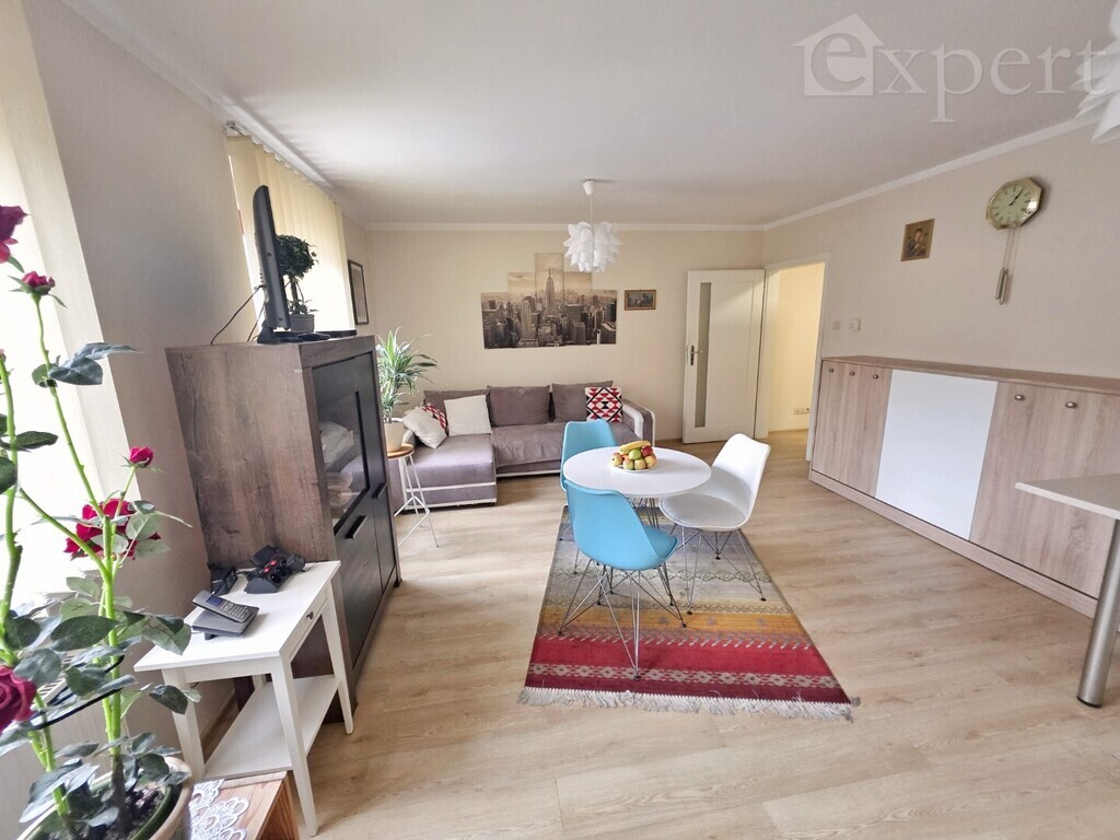 Kawalerka z balkonem na 1 piętrze ul. Skarbowa (4)